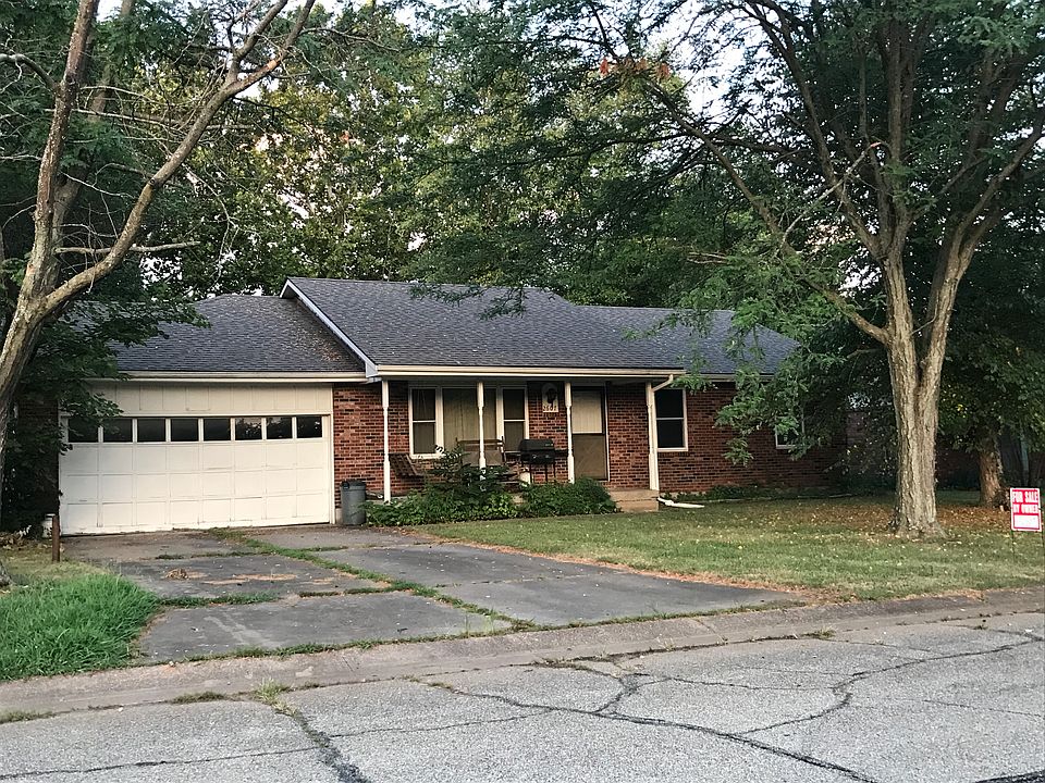 1st image of 2607 S Stilwell St
