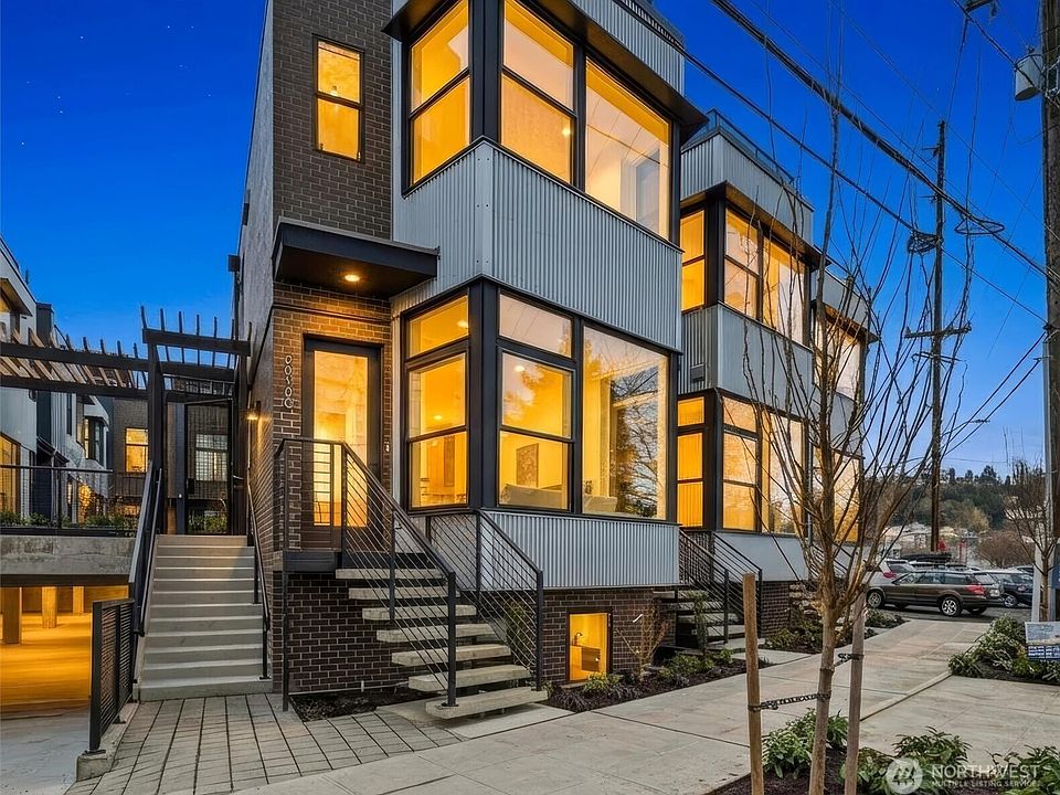 1st image of 2010 Fairview Avenue E #C