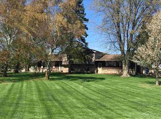 2997 Garfield Rd, Auburn, MI 48611