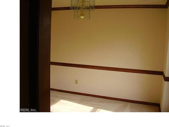 5th image of 1432 Weyburn Ct