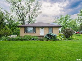 7316 W Smithville Rd, Peoria, IL 61607