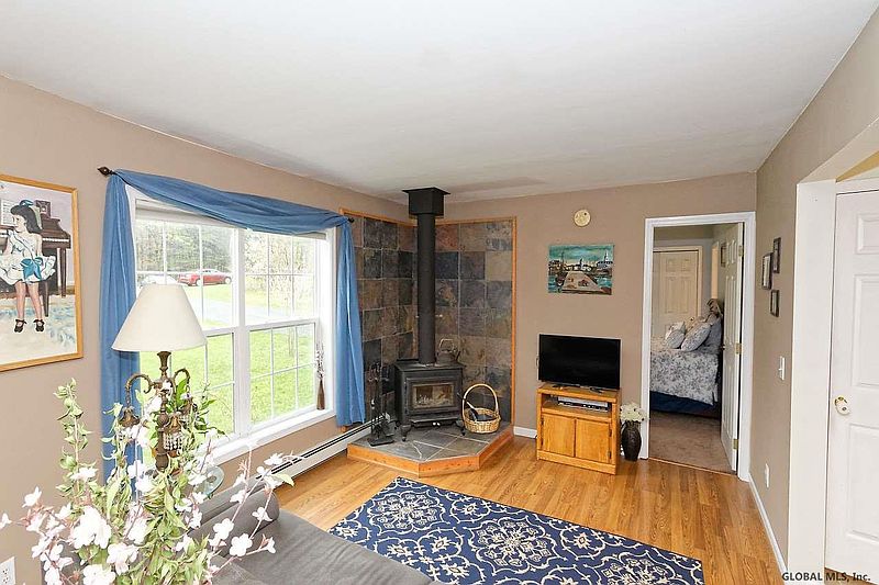 4th image of 240 STEVE ODELL Road