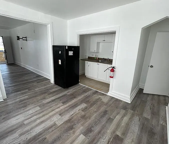 129-131 E Roosevelt Blvd #131.3 — Photo 19