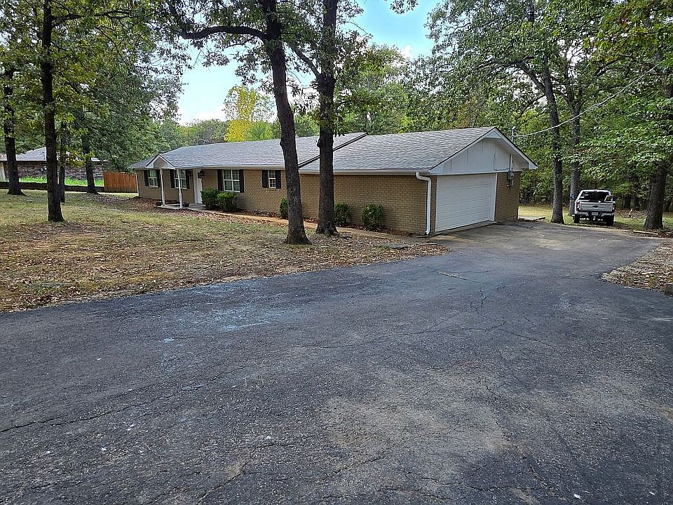 1st image of 1795 S Woodland Rd