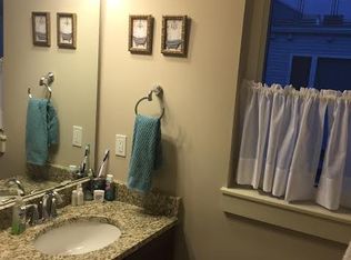 1249 W 75th St, Cleveland, OH 44102