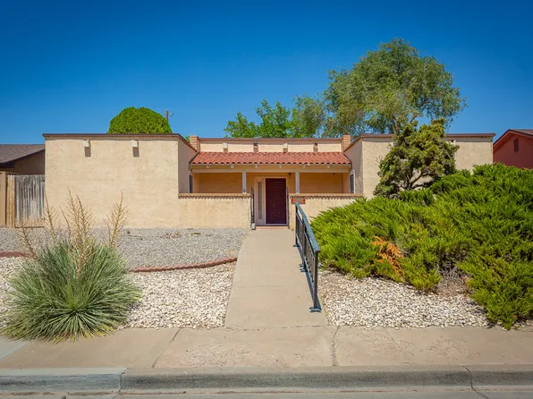 1029 Ivy Dr, Roswell, NM 88203