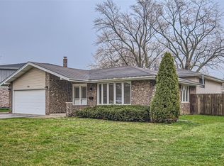 733 Kostner Ave, Matteson, IL 60443