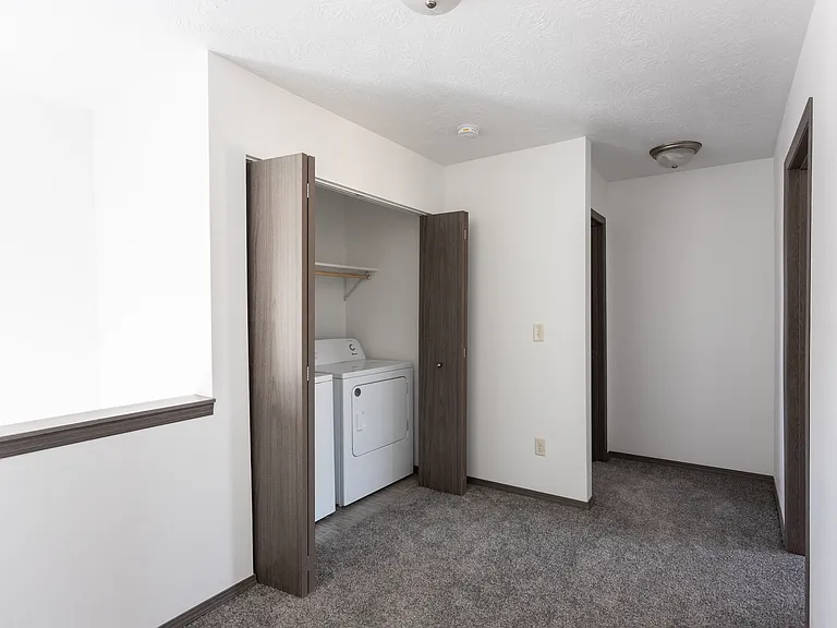 85 Commons — Photo 9