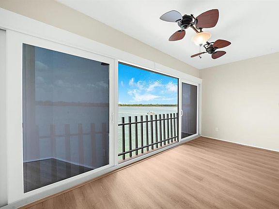 4th image of 868 BAYWAY BOULEVARD #307