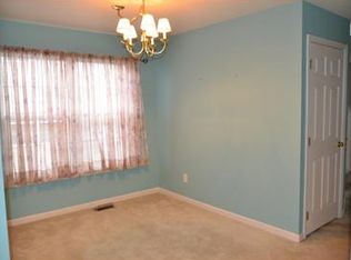 156 Revere Rd, Stewartsville, NJ 08886