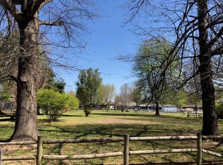 302 E Edmondson Ave, Springdale, AR 72764