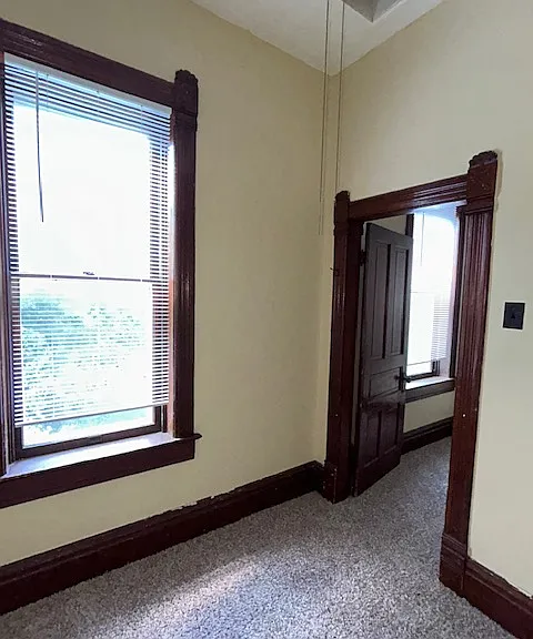 321 N Church St — Photo 2