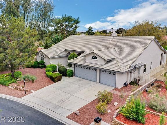 2nd image of 5101 Desert Lily Ln