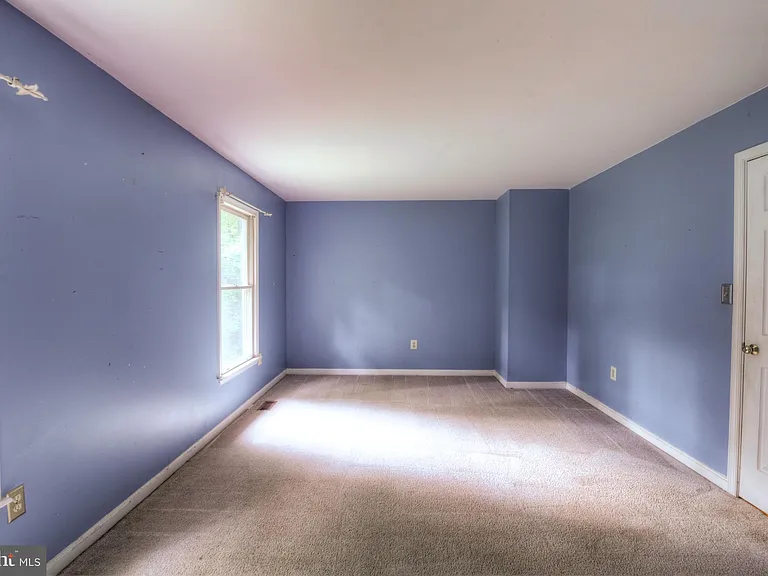 12820 Lake Wilderness Ln — Photo 9