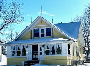 808 4th St, Brookings, SD 57006