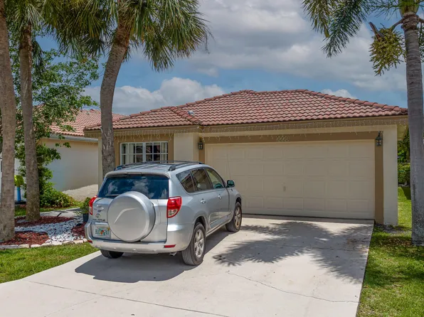 3558 Stratton Lane, Boynton Beach, FL 33436