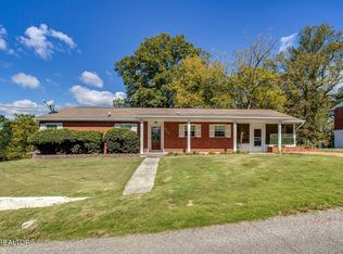 813 Sunset Dr, Kingston, TN 37763