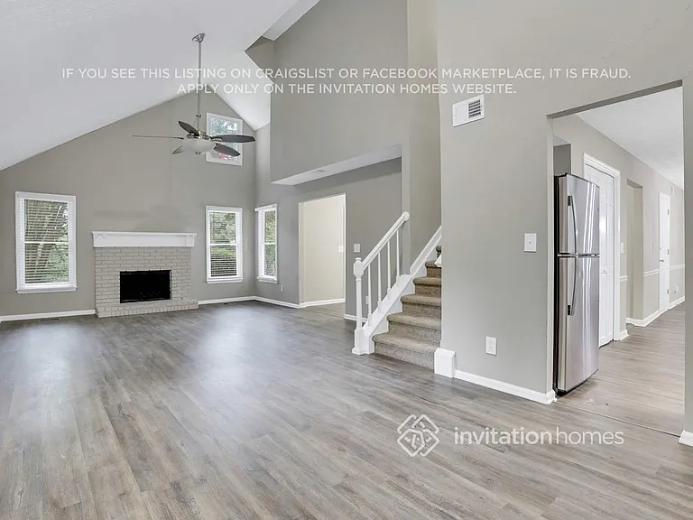1222 Raleigh Ct — Photo 4