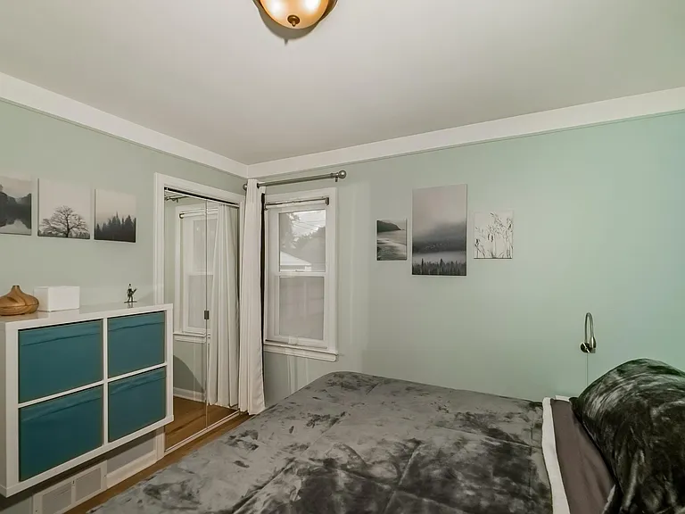 141 Girard Ave — Photo 13