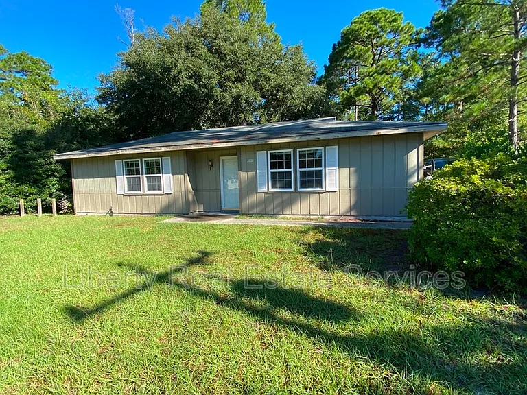 646 Fleming Rd — Photo 1