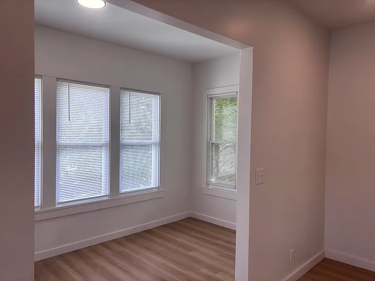 527 Gooding St #1 — Photo 7
