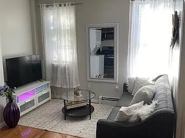 53 Claremont Avenue image 6 of 7