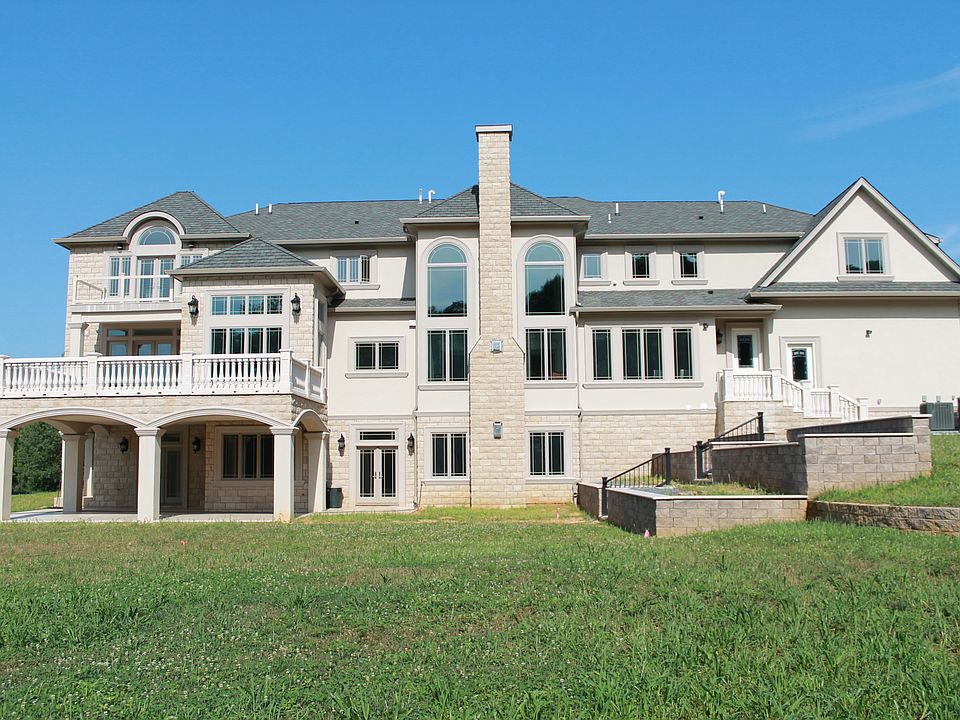 2nd image of 4 Elm Ridge Ct