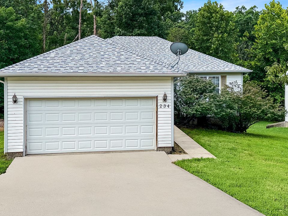 1st image of 234 Evergreen Dr