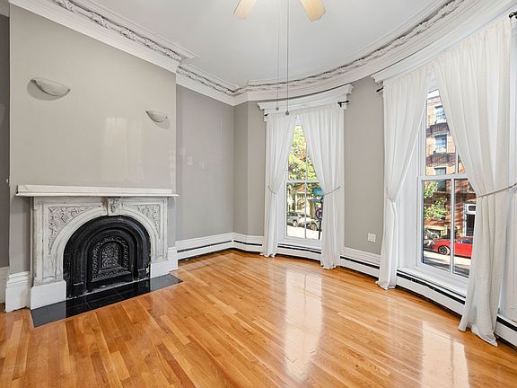 2nd image of 275 Shawmut Ave APT 1