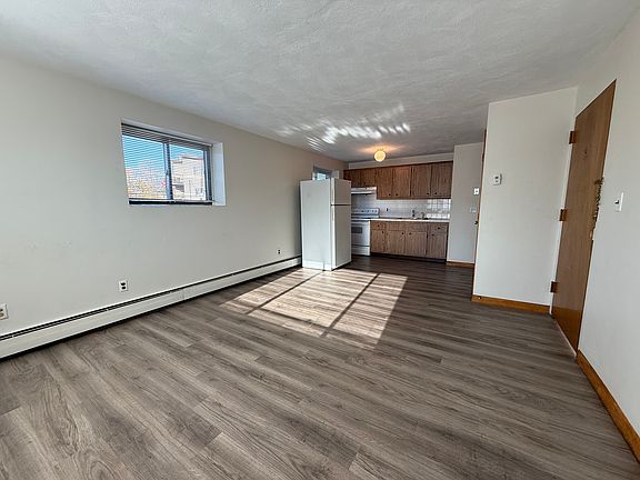 3rd image of 192 Salem St APT 5