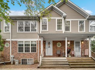 763 Highview Ct, Antioch, IL