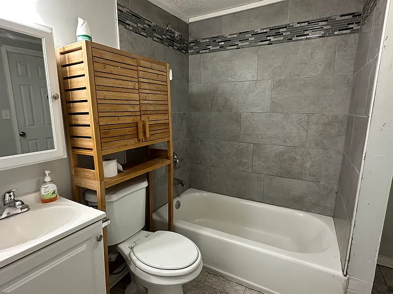 5309 Hardy Ave — Photo 3