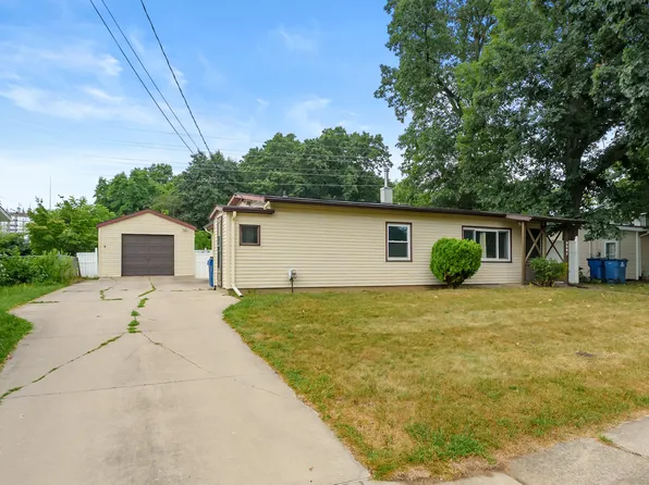 2401 Sonora St, Kalamazoo, MI 49004