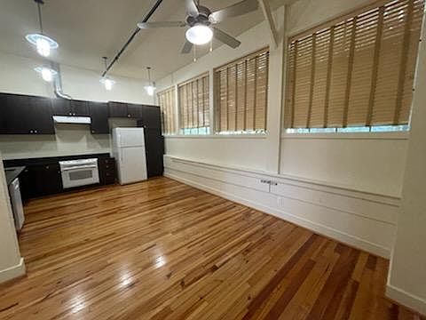 4th image of 3204 Prytania St #218