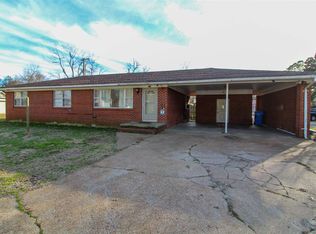 512 Lucien Ave, Corning, AR 72422