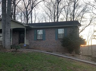 2830 Lakins Dr, Morristown, TN 37813