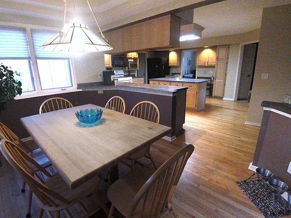 4th image of 255 Ironwood Cir