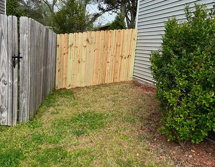 210 Loxton St — Photo 24