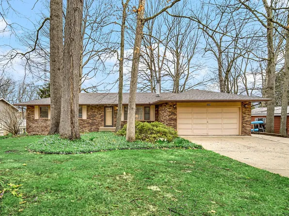 18250 Chickasaw Trl, Culver, IN 46511