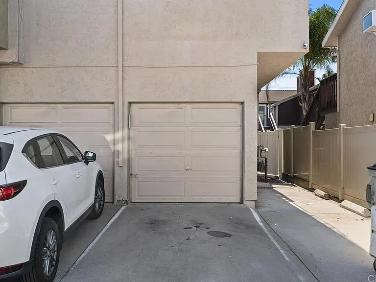 Garage and 2nd parking space