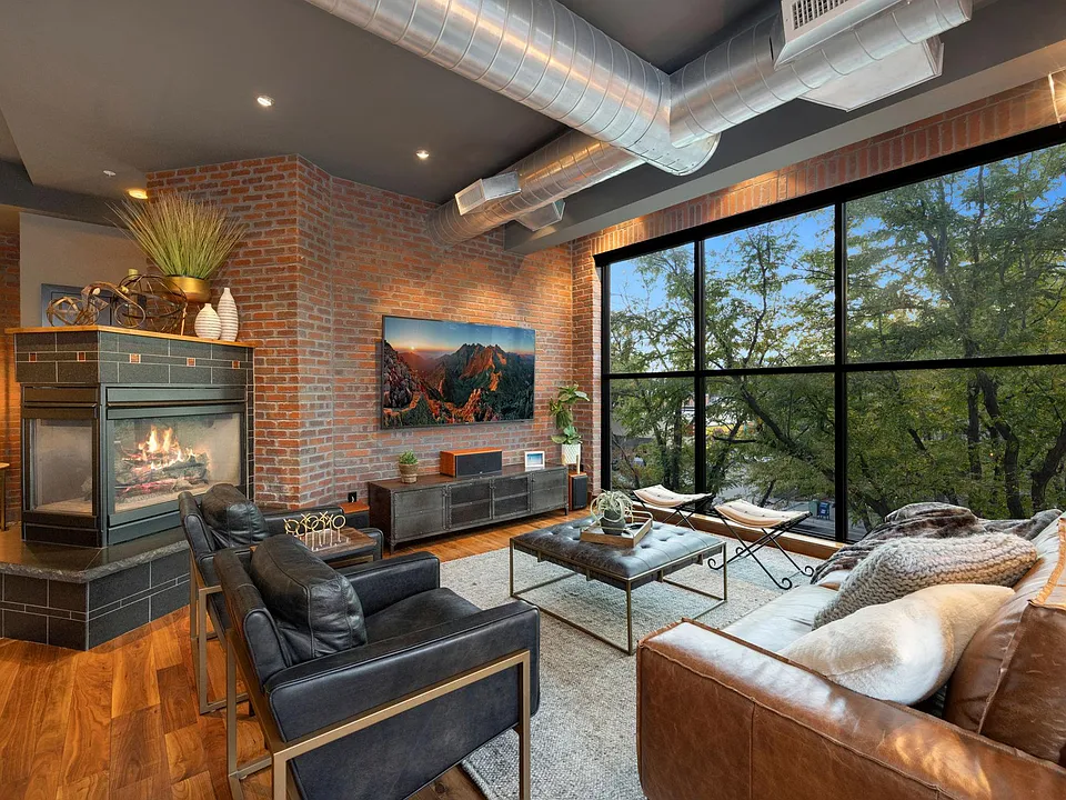 200 S College Ave #300