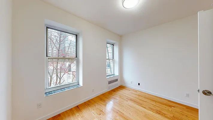 Rented by Bond New York | media 1