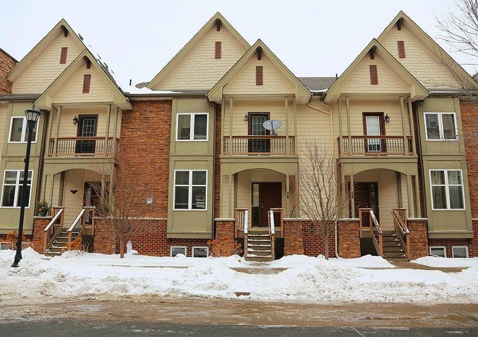 1st image of 26 E 125th St