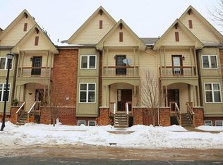 26 E 125th St, Burnsville, MN 55337
