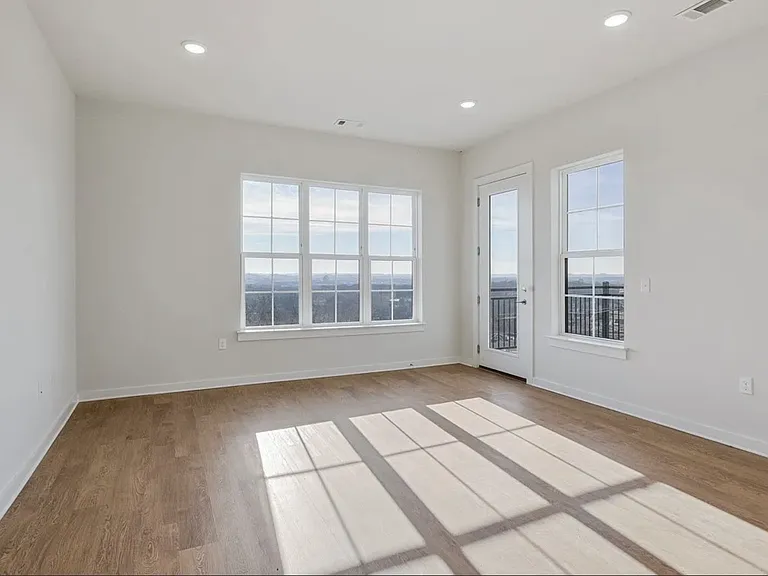 Dining Room / Living Room