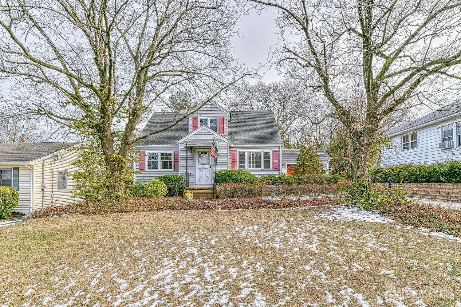 26 E Lakewood Ave photo 1
