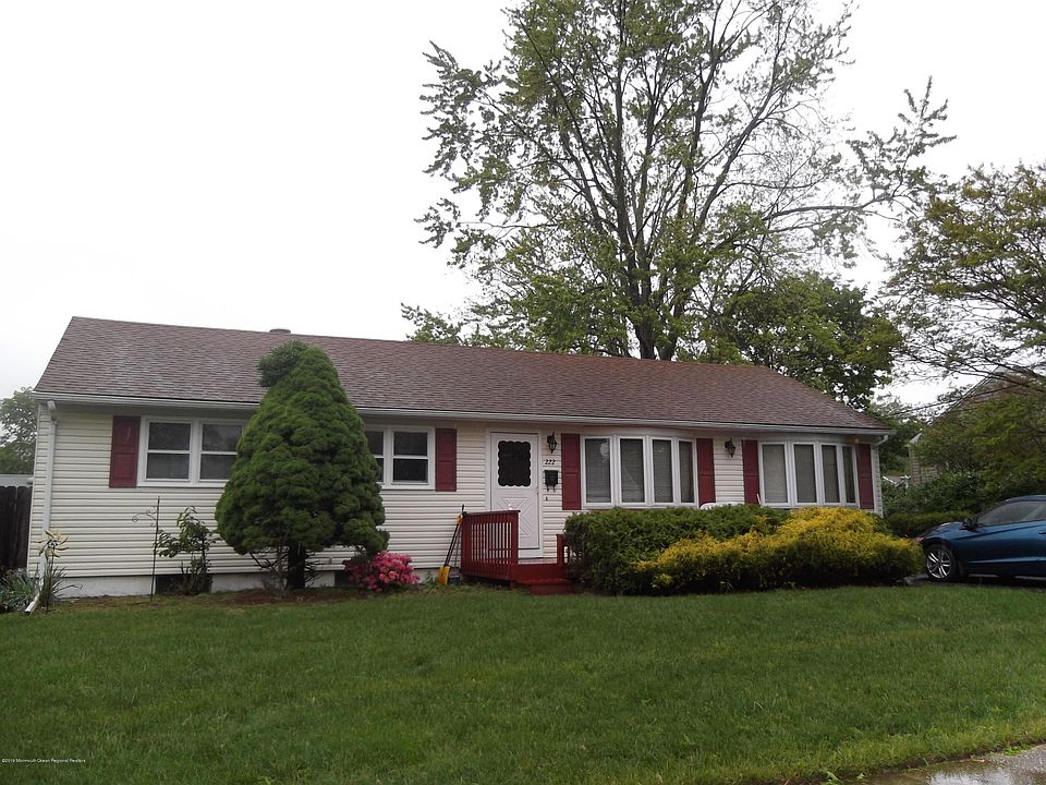1st image of 222 Carol Dr