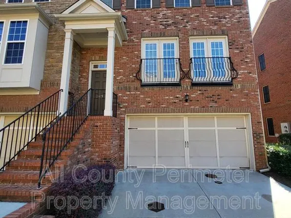 2428 Hadlow Ln, Atlanta, GA 30339