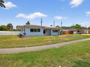 3202 Pierce St, Hollywood, FL 33021
