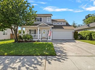 597 SW 1st Ave, Oak Harbor, WA 98277